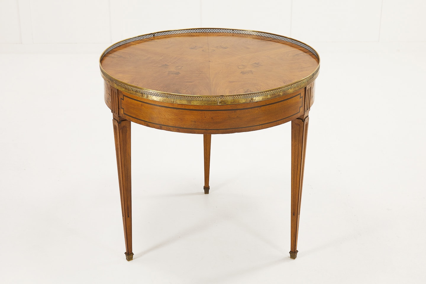 Early 19th Century French Walnut Gueridon