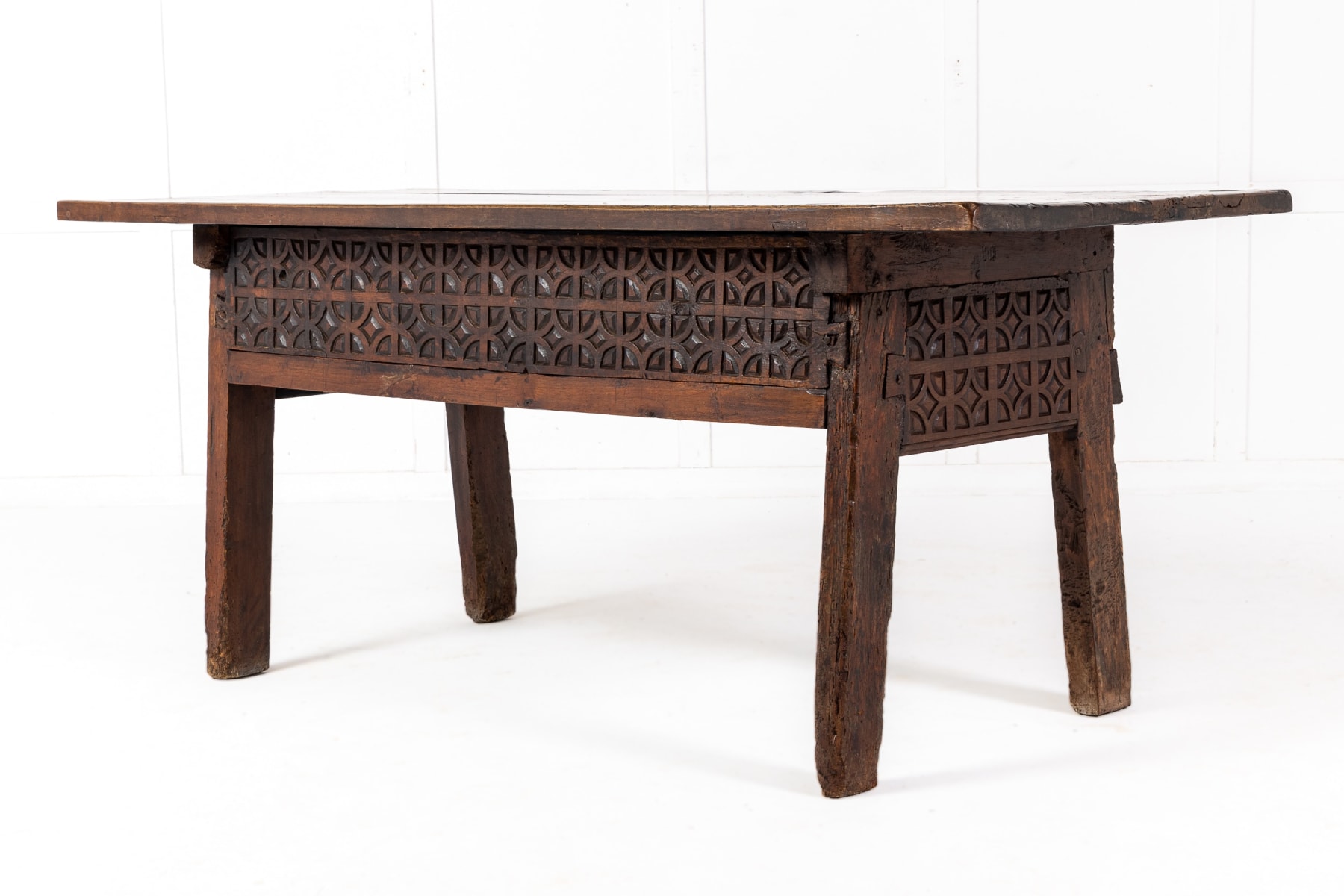 17th Century Spanish Walnut Table