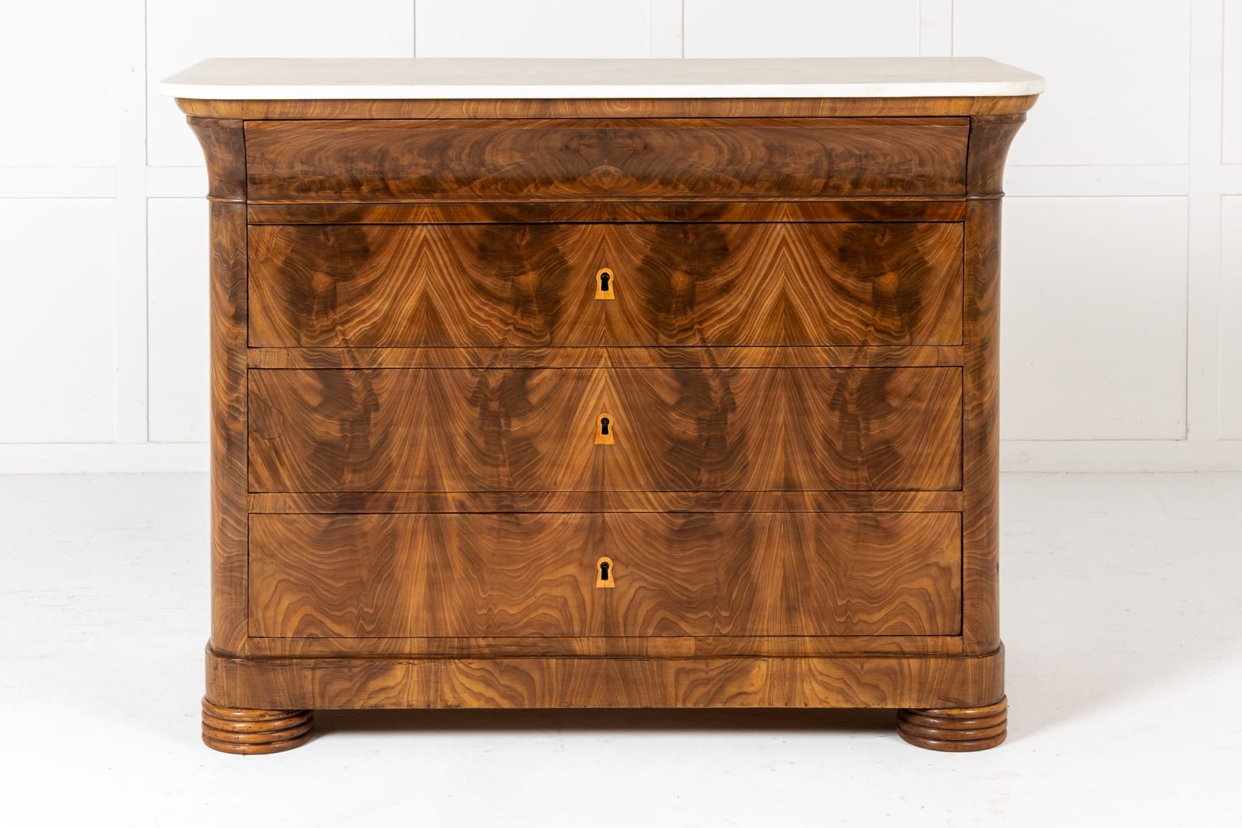Pair of 19th Century Italian Mahogany Chest of Drawers