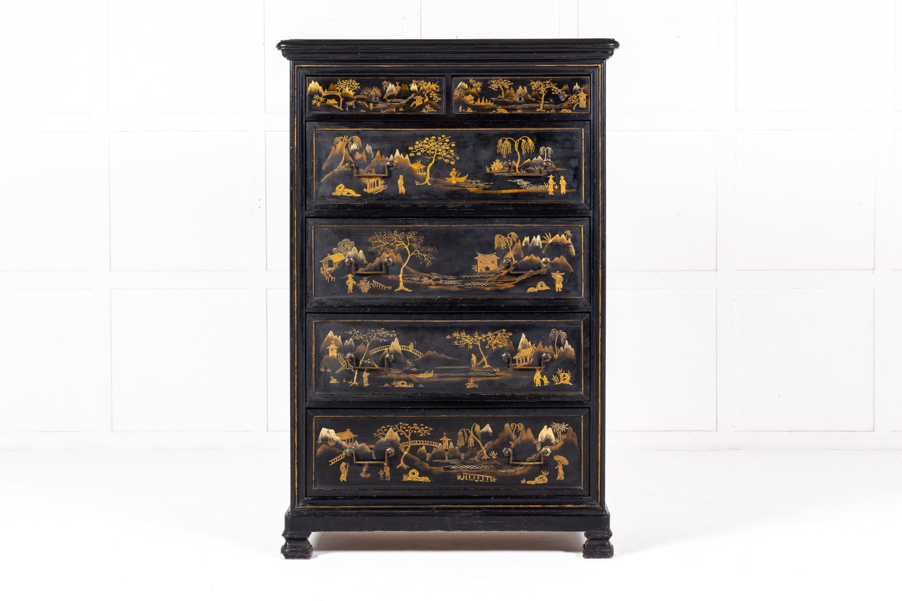19th Century French Chest of Drawers with Chinese Lacquer Panels