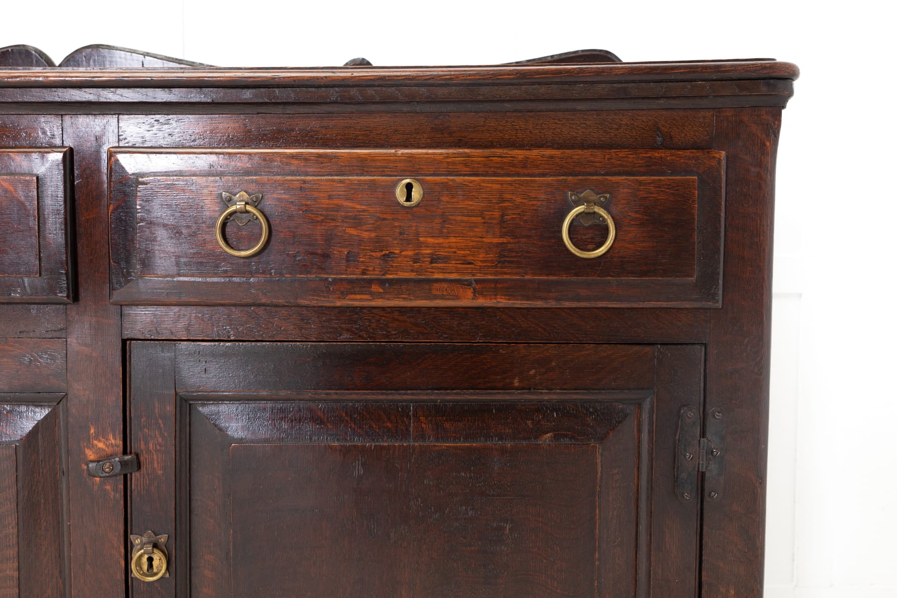 18th Century English George III Oak Dresser Base