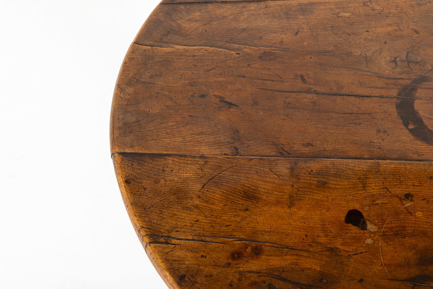 Large Scale 18th Century English Elm Tripod Table