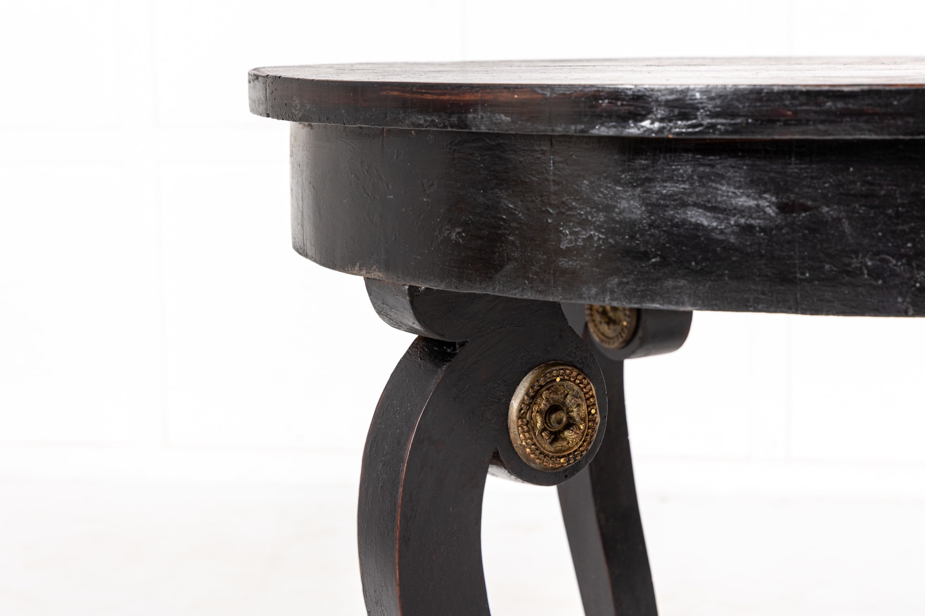 Early 19th Century Italian Ebonised Centre Table