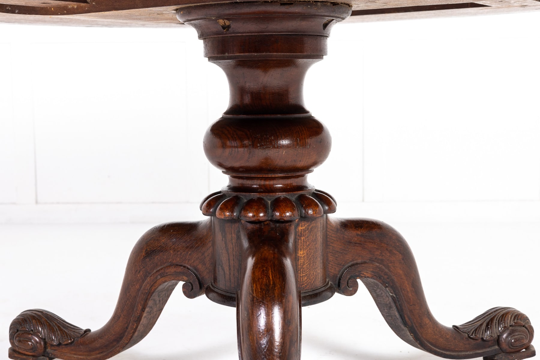 Late George IV/Early William IV Oak Drum Table (by Gillows)