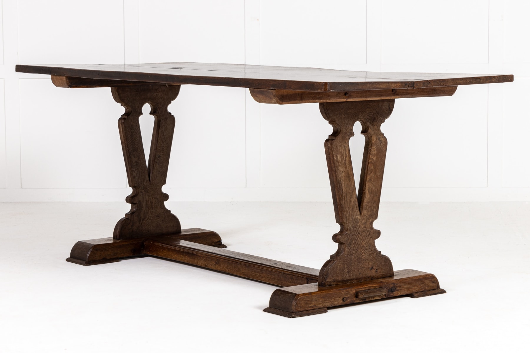 Early 20th Century English Oak Refectory Table