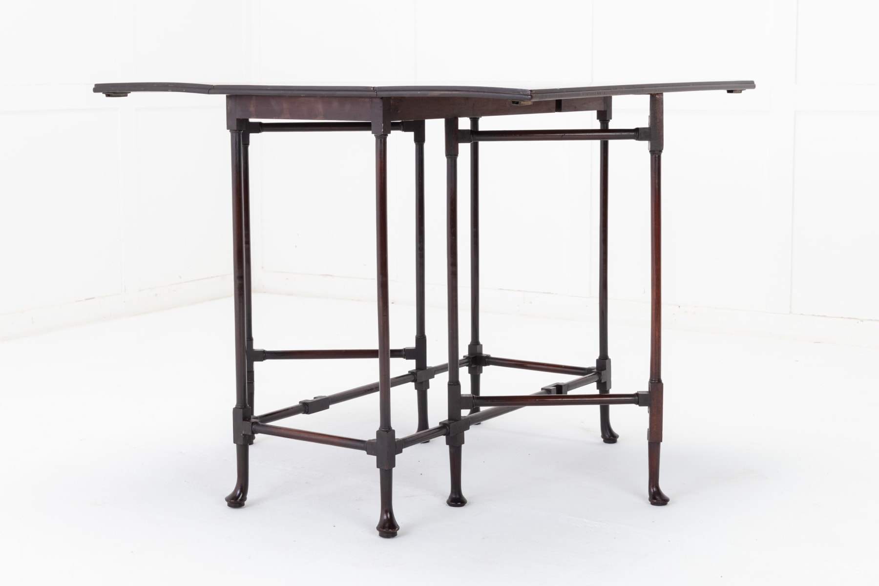 18th Century English Mahogany 'Spider' Leg Table