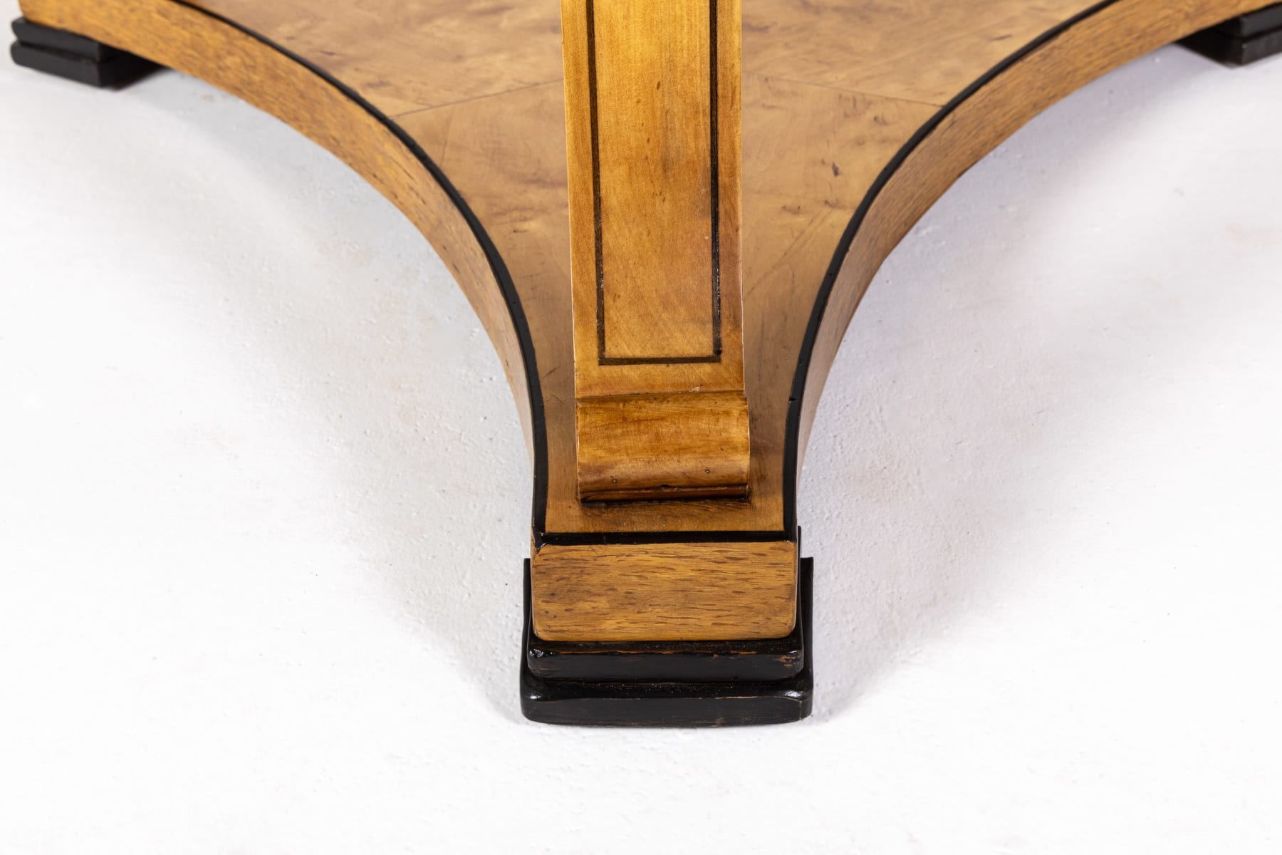 19th Century French Birch Guéridon