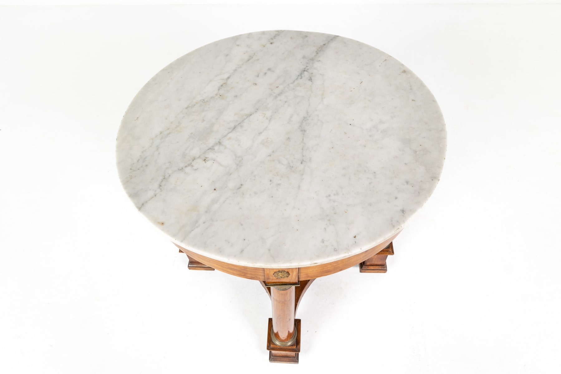 Early 19th Century French Walnut Guéridon