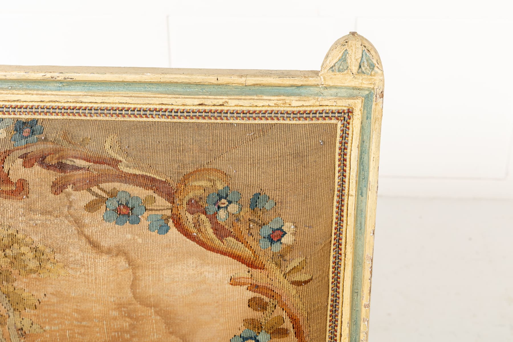 18th Century French Painted Settee