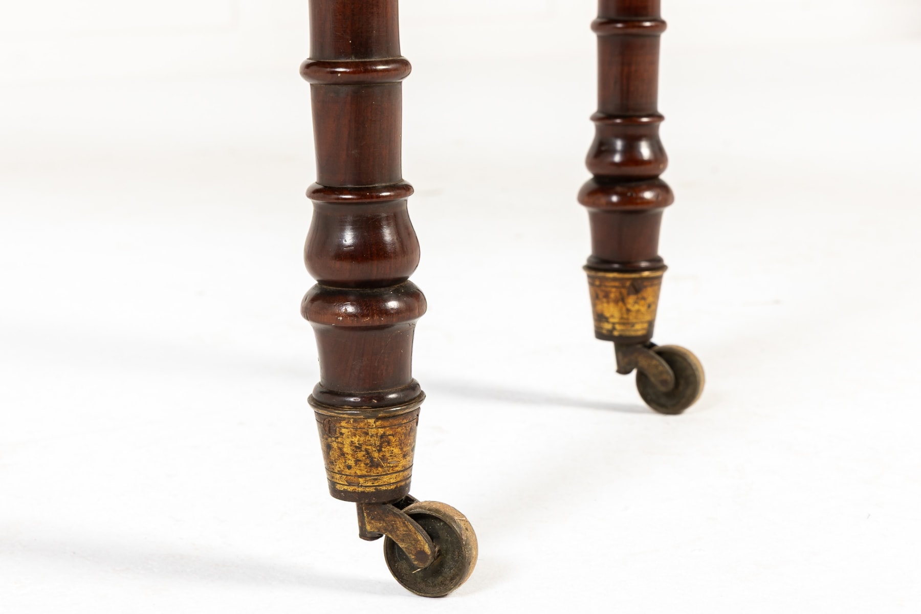 19th Century Mahogany Étagère/Whatnot