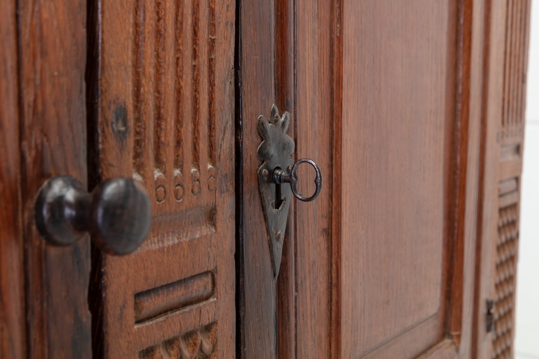 SOLD, 18th Century Flemish Oak Cabinet