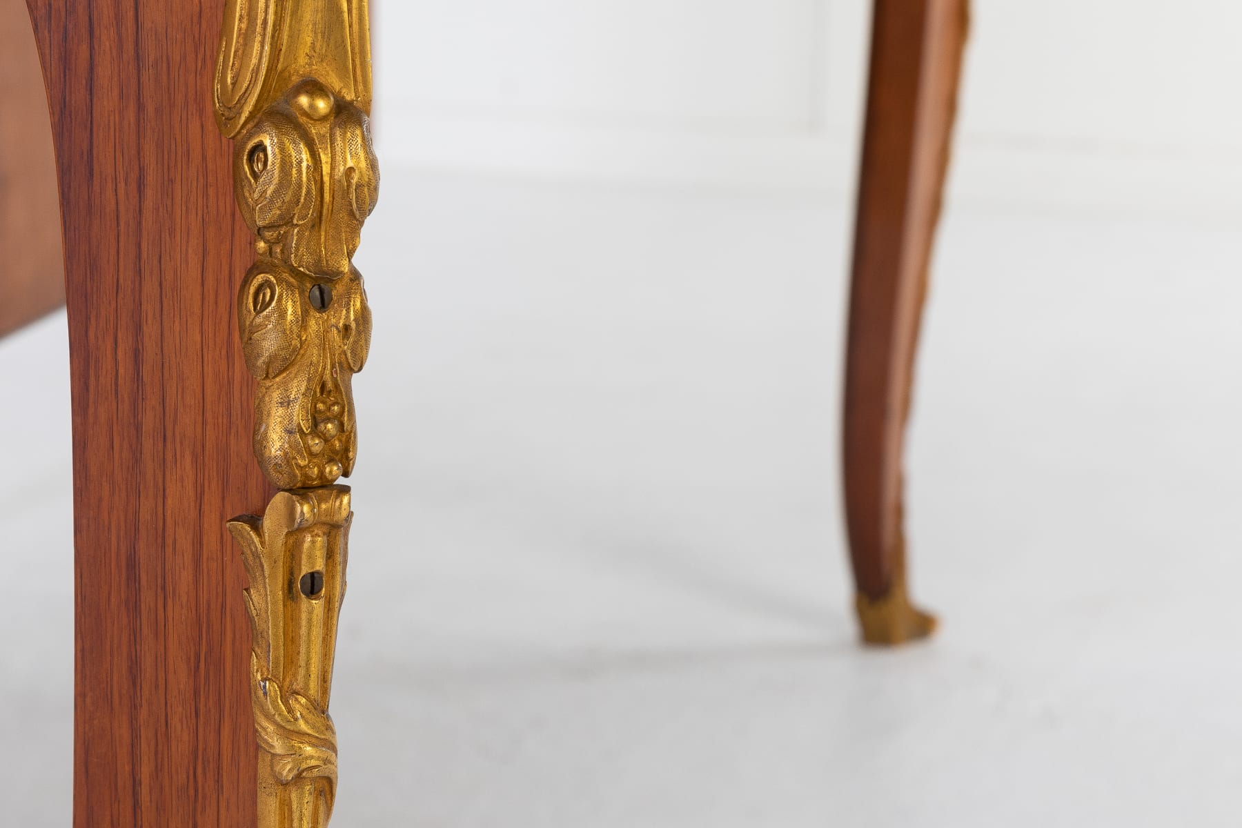 1940s French Kingwood Bureau Plat