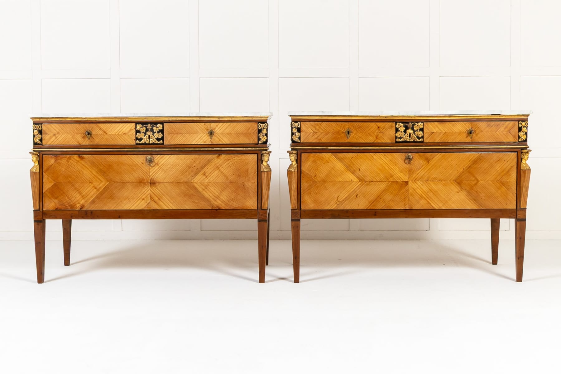 Pair of 18th Century Italian Yew and Cherrywood Commodes