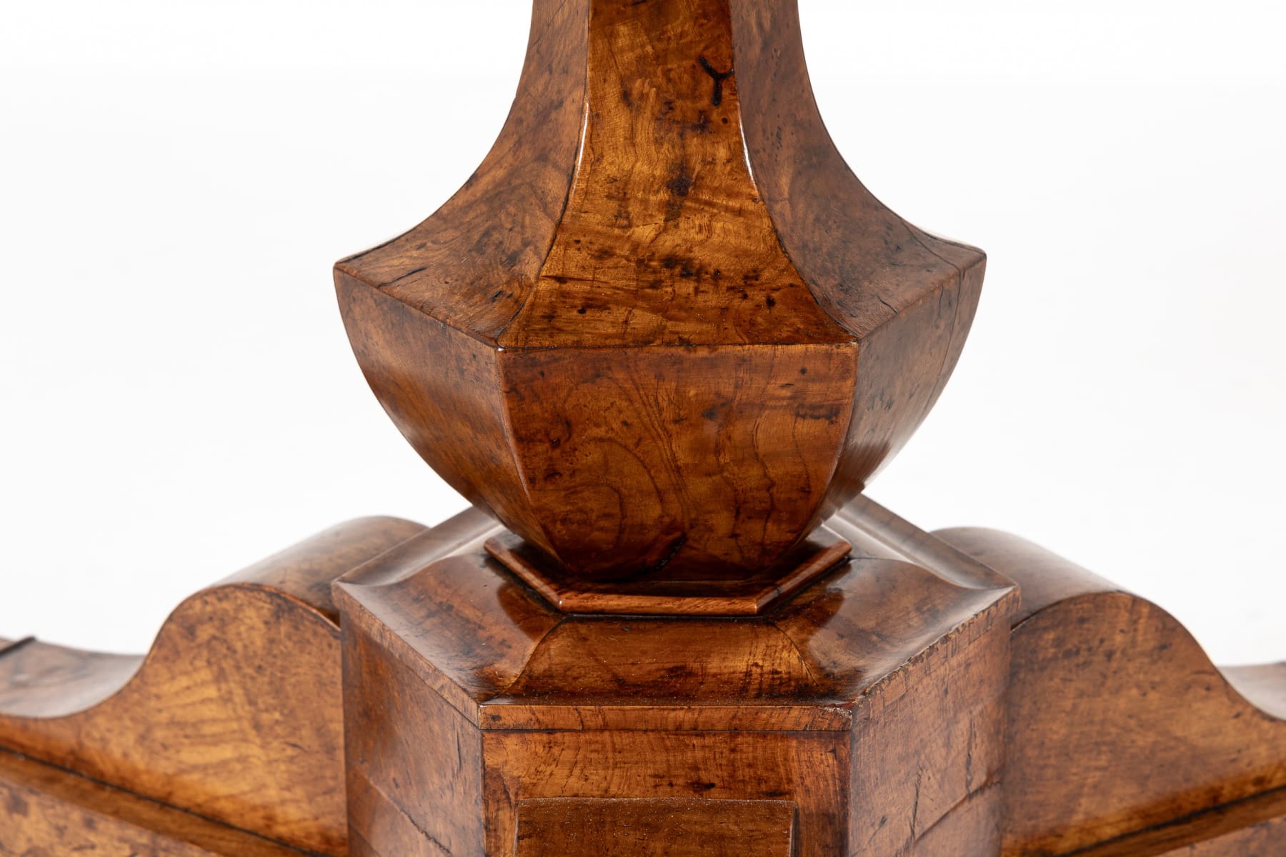 19th Century French Burr Ash Guéridon