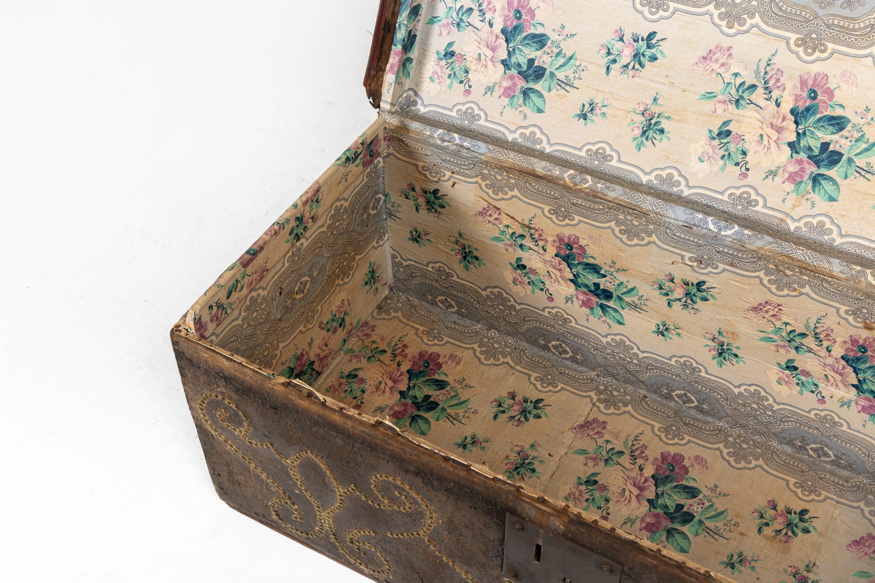 17th Century Spanish Leather Chest/Trunk