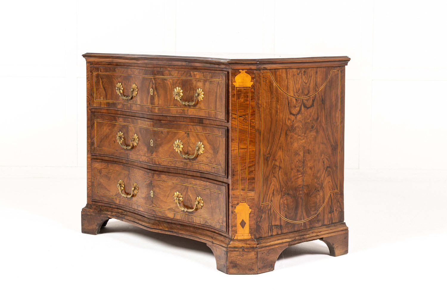 18th Century Italian Walnut Serpentine Commode