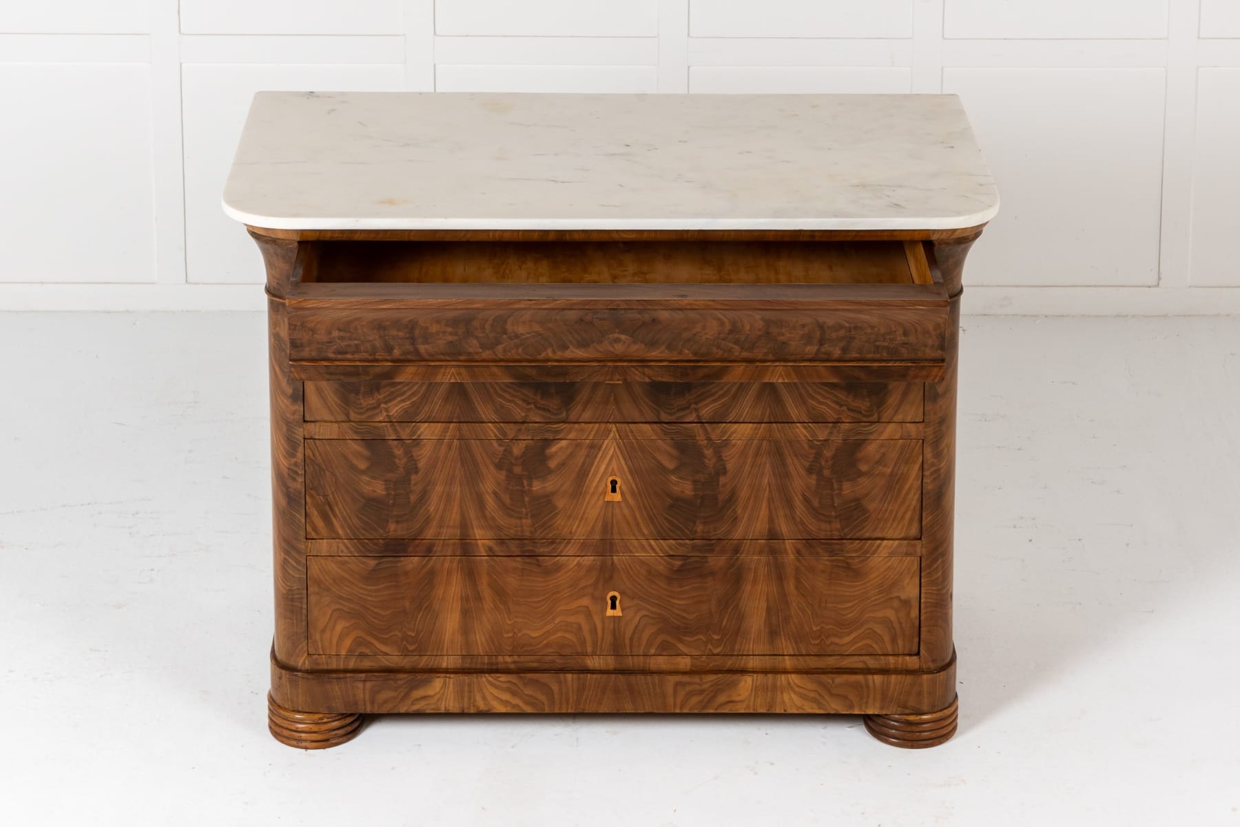 Pair of 19th Century Italian Mahogany Chest of Drawers