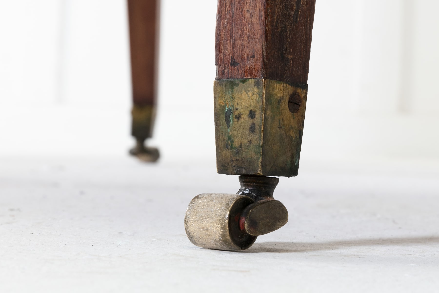 18th Century George III 'Hepplewhite' Mahogany Sofa