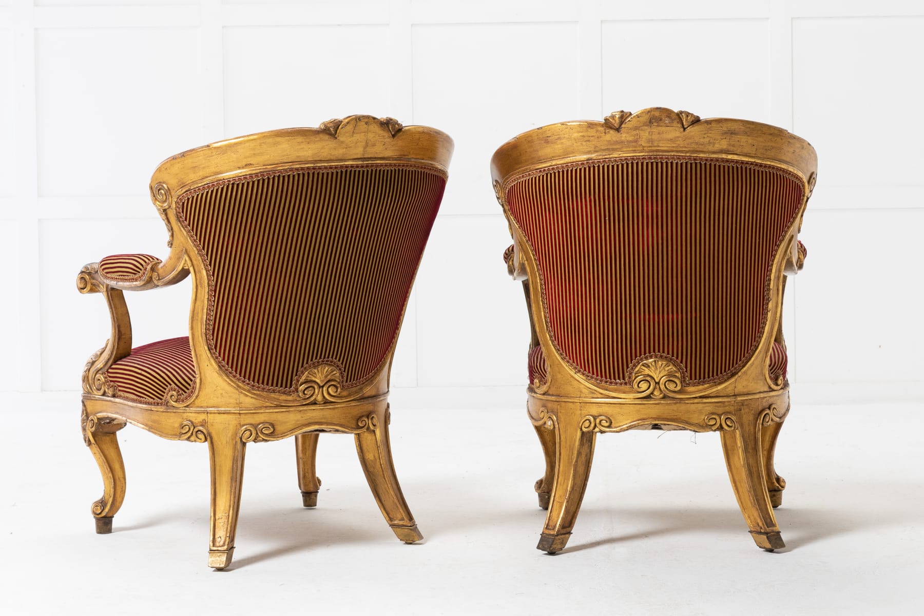 Large Pair of 18th Century Italian Giltwood Armchairs