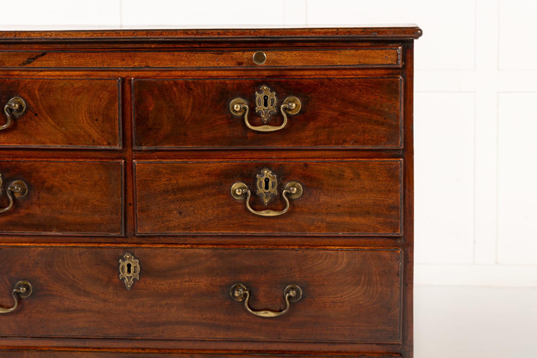 18th Century English George III Mahogany Chest of Drawers