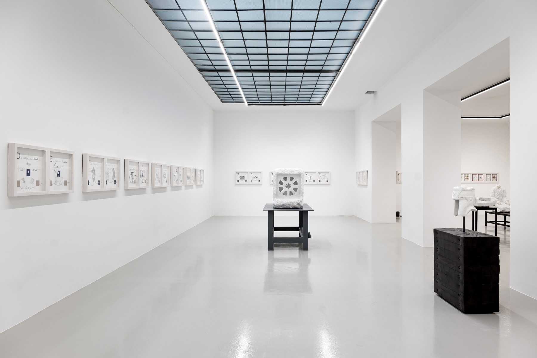 Markus Redl, Markus Redl "Mudras" Installation View No.1, 2017