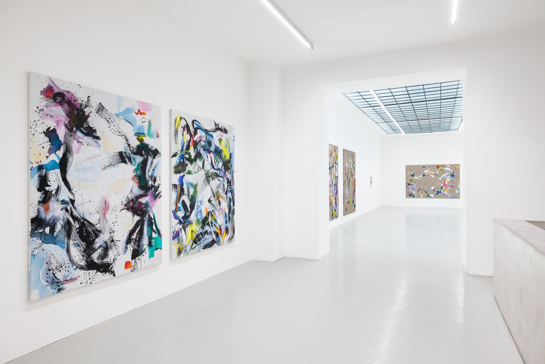 Alicia Viebrock, Installation View: Bellaboteurs, 2024