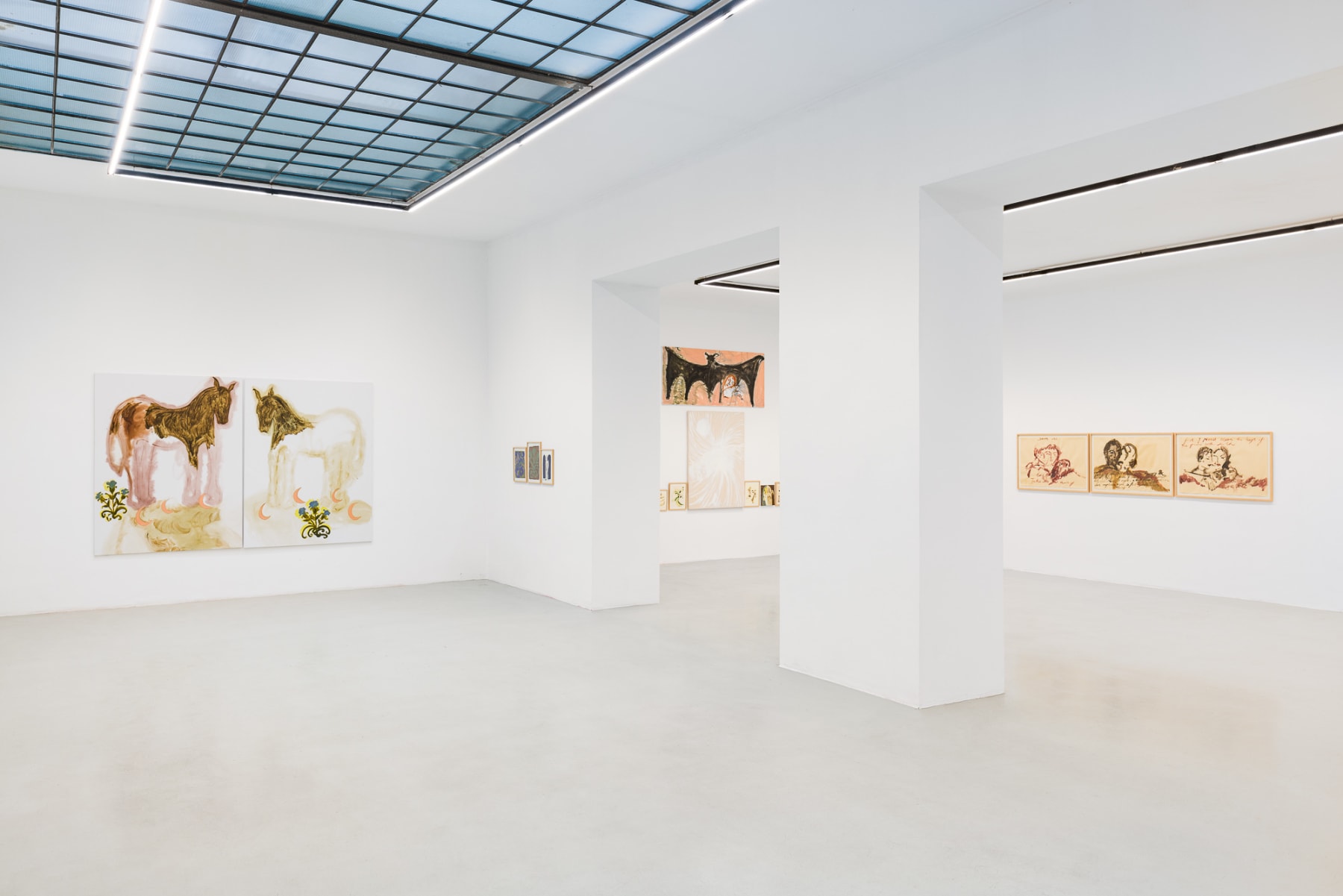 Faye Wei Wei, Installation View XI: The Moon Balloon of New York City, 2022