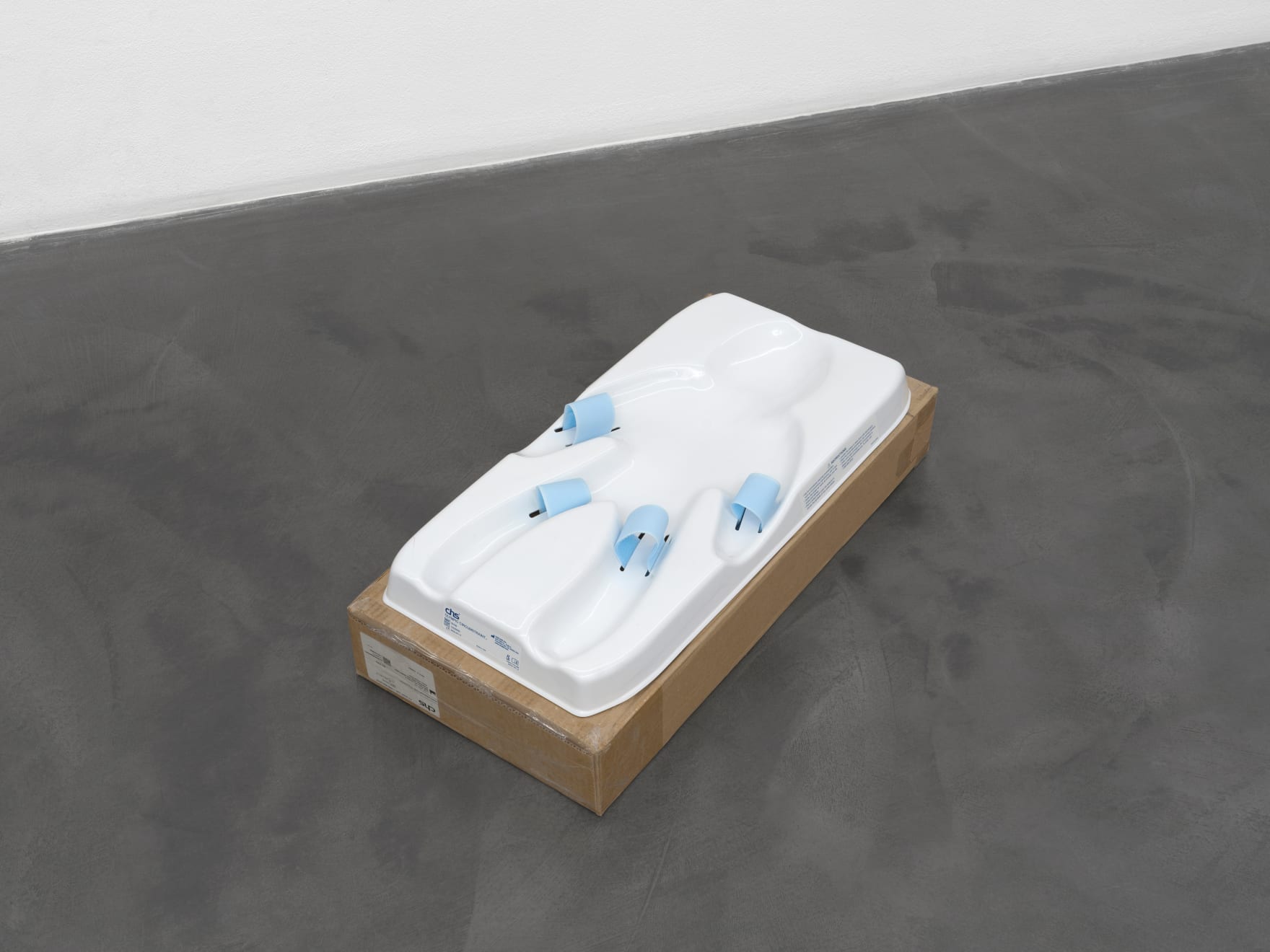 Mitchell Anderson, Baby blue piece, 2023