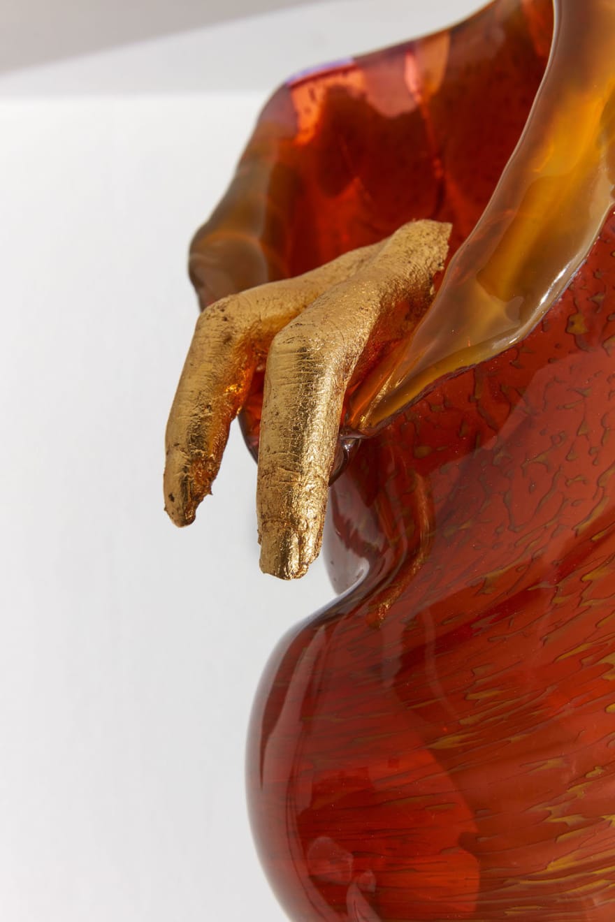 Kelly Akashi, Peeking , 2021