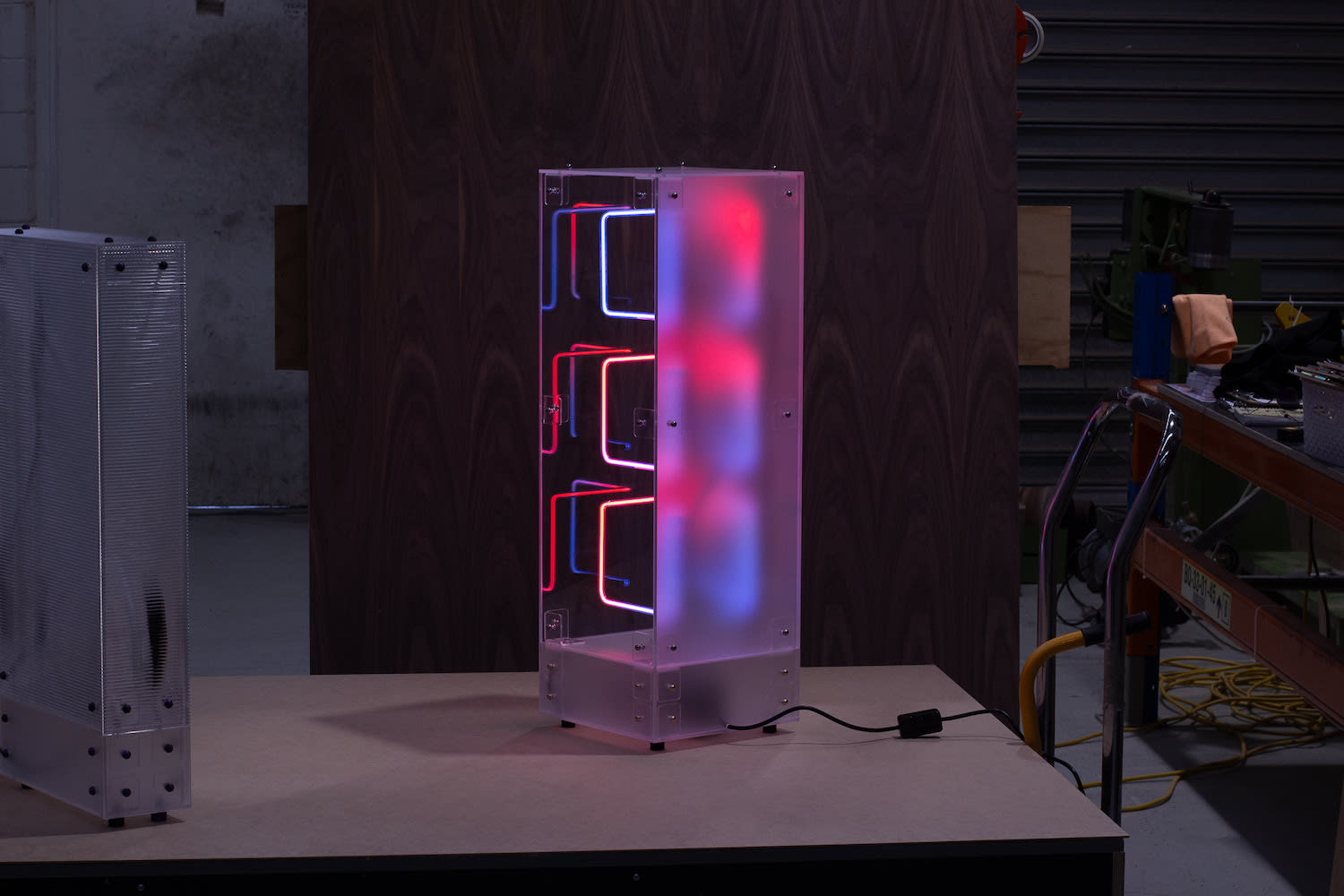 Meagan Streader, Cube stack (pink/blue gradient), 2024