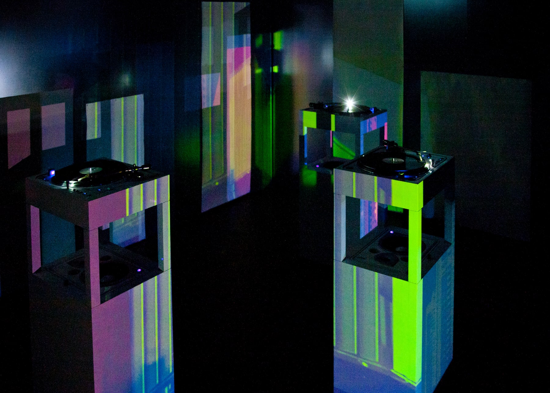 Mauren Brodbeck, Compactbox Project, 2007-2012