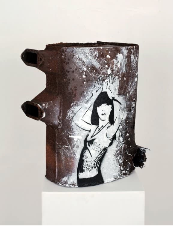 XOOOOX, Bunny (Turbo), 2011