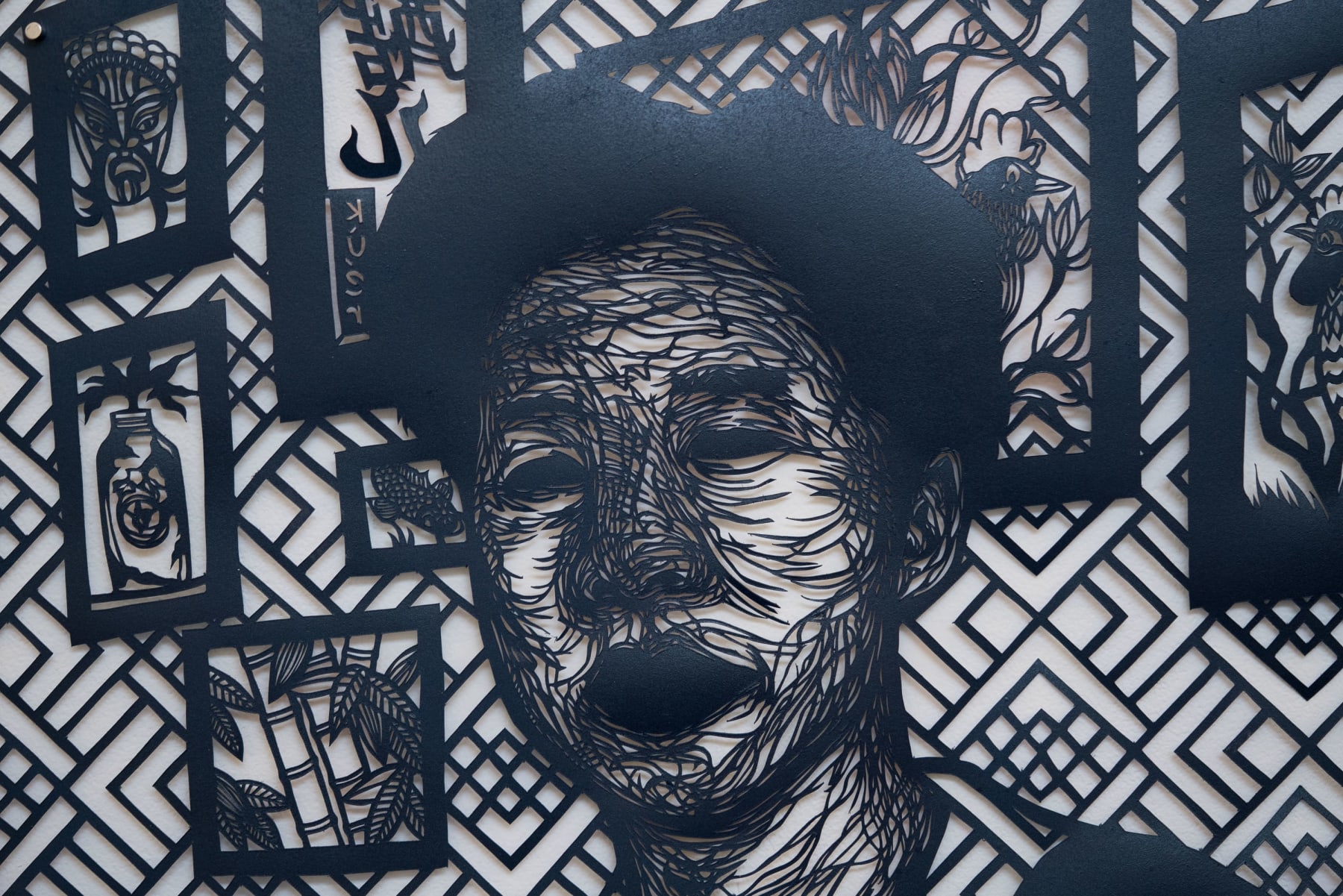 Antonius-Tín Bui, There are answers hiding in the white noise, in the heartbeat of a house., 2023