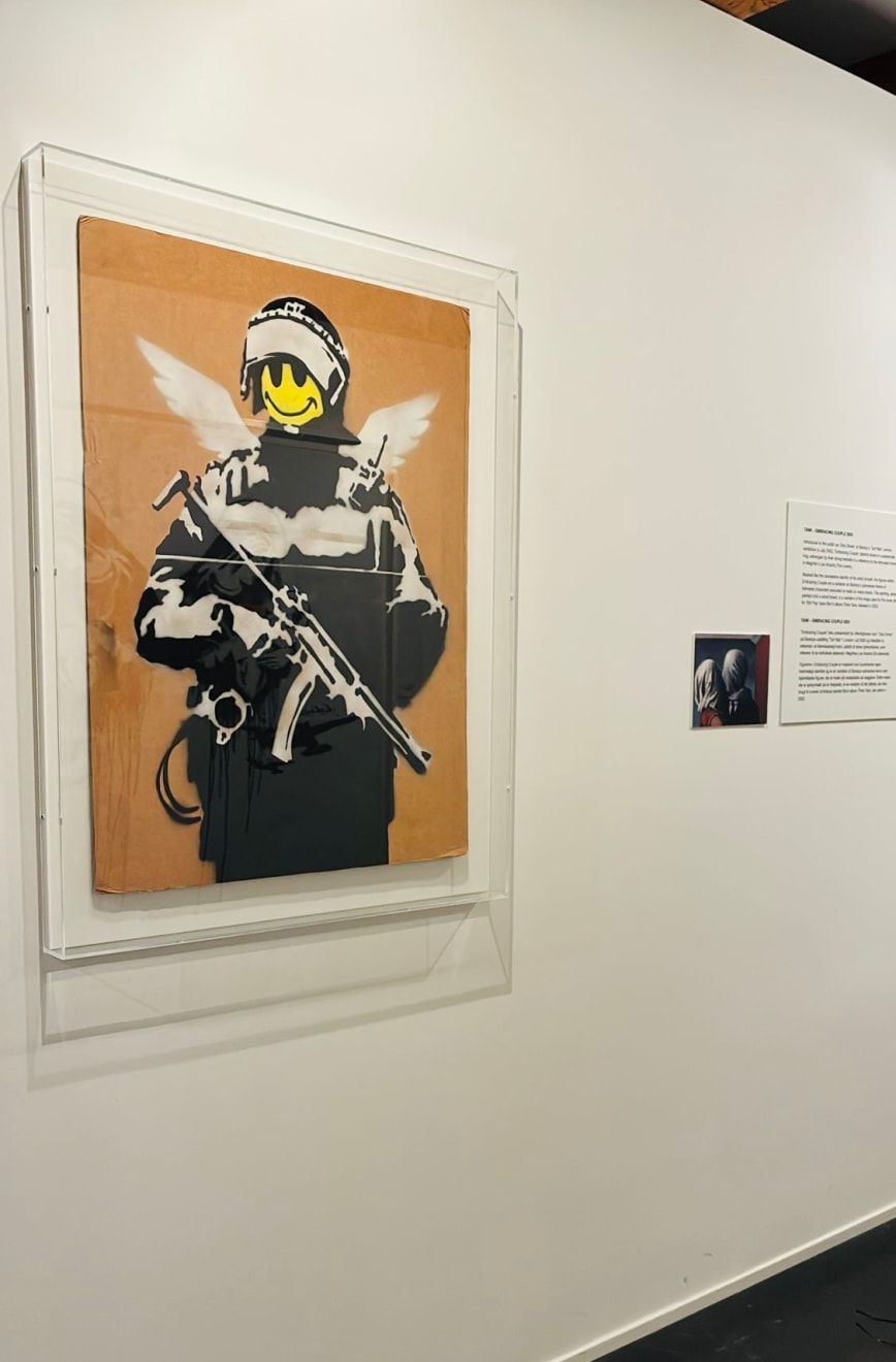 Banksy, "Smiling Copper aka Flying Copper" . (RESERVED), 2003