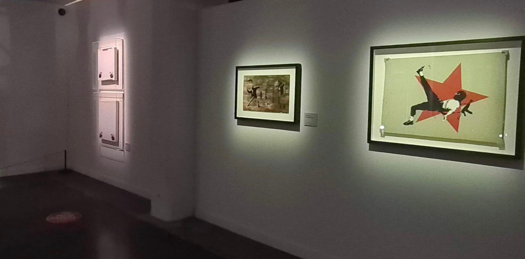 Banksy, Bowler Hat rats on fridge door (upper panel) ., Ca. 2004