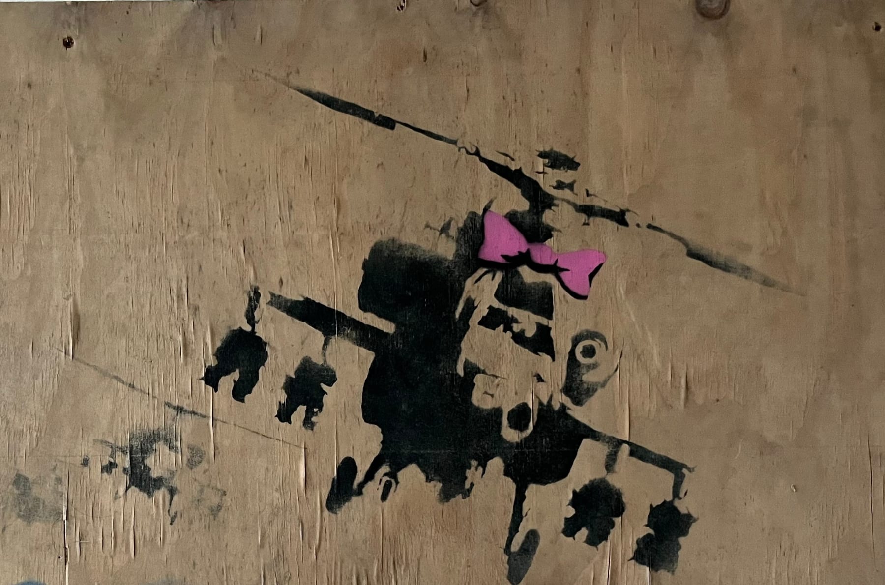 Banksy, Happy Choppers (Huge version)., 2002