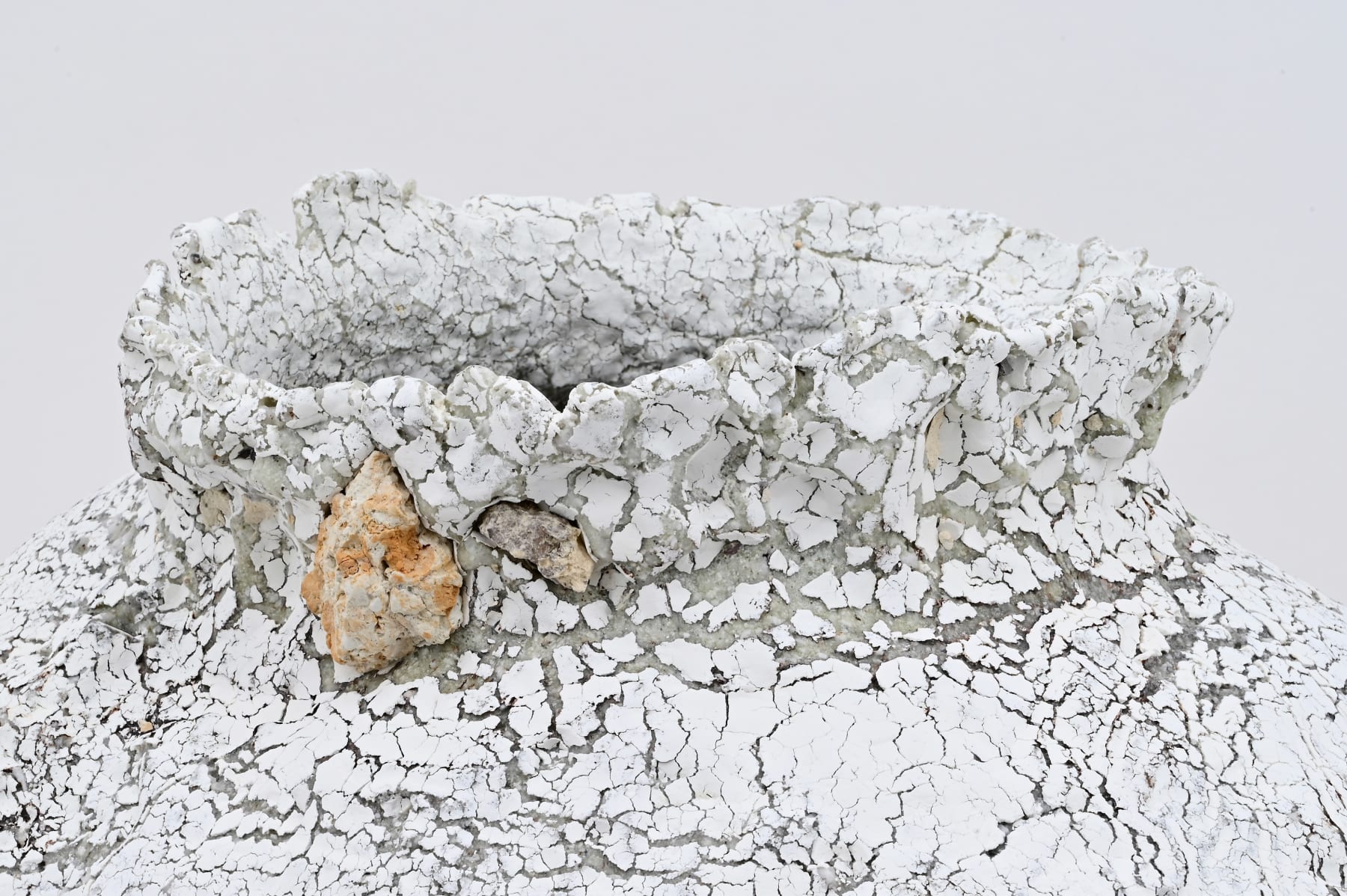 Masaomi Yasunaga, Melting vessel 溶ける器, 2024