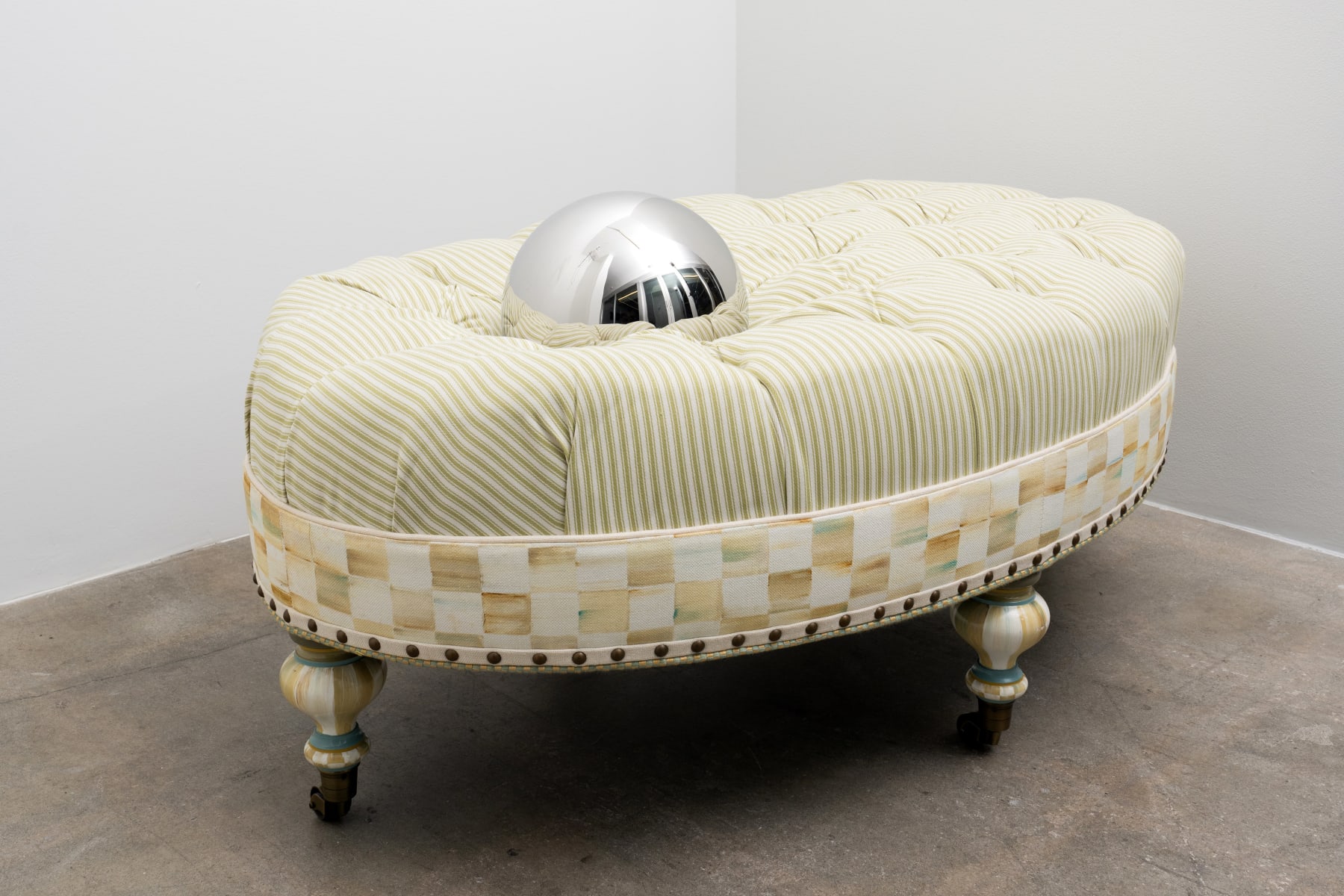 Shuzo Azuchi Gulliver, Weight (Human Ball), 1978
