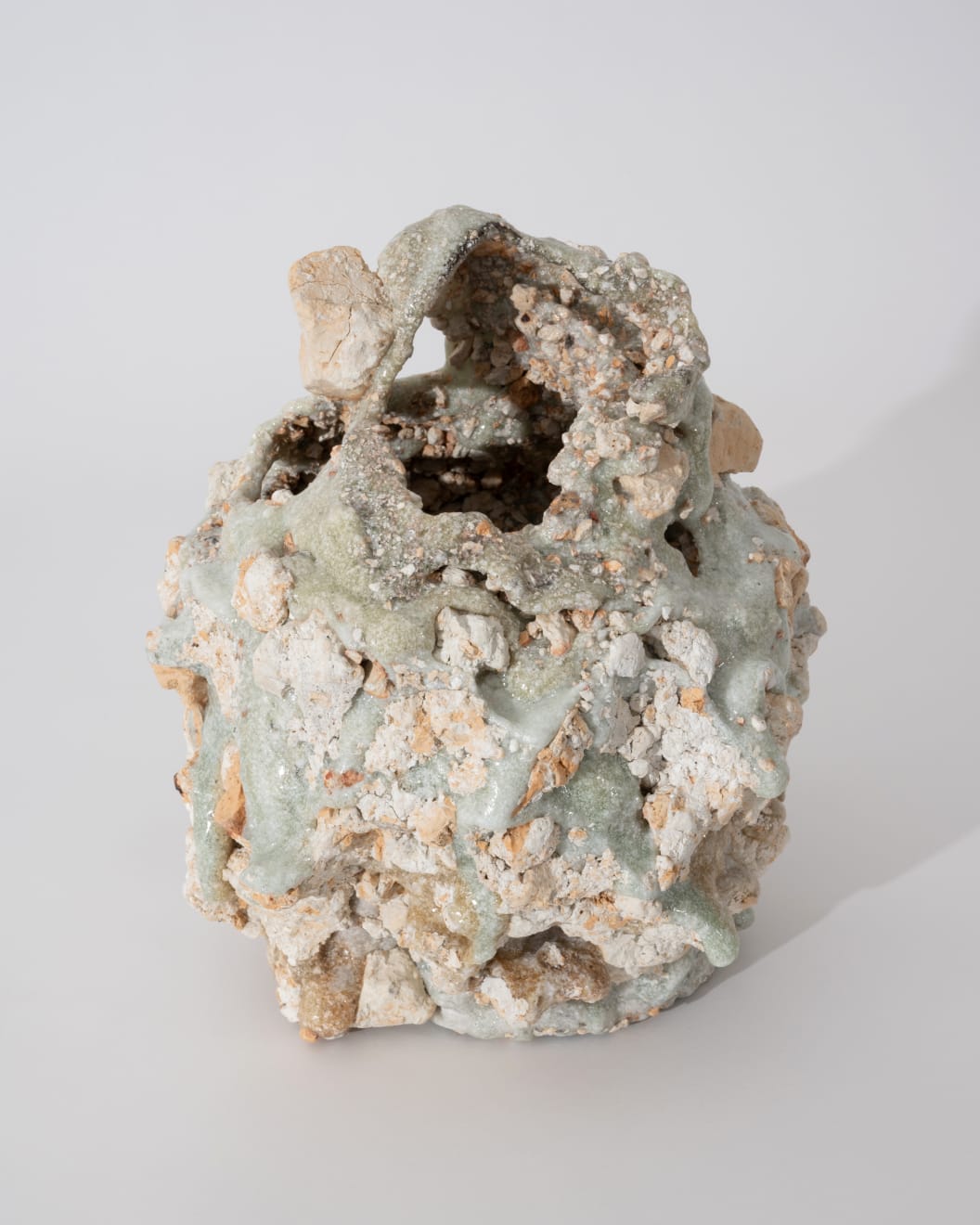 Masaomi Yasunaga, 熔ける器 / melting vessel, 2019