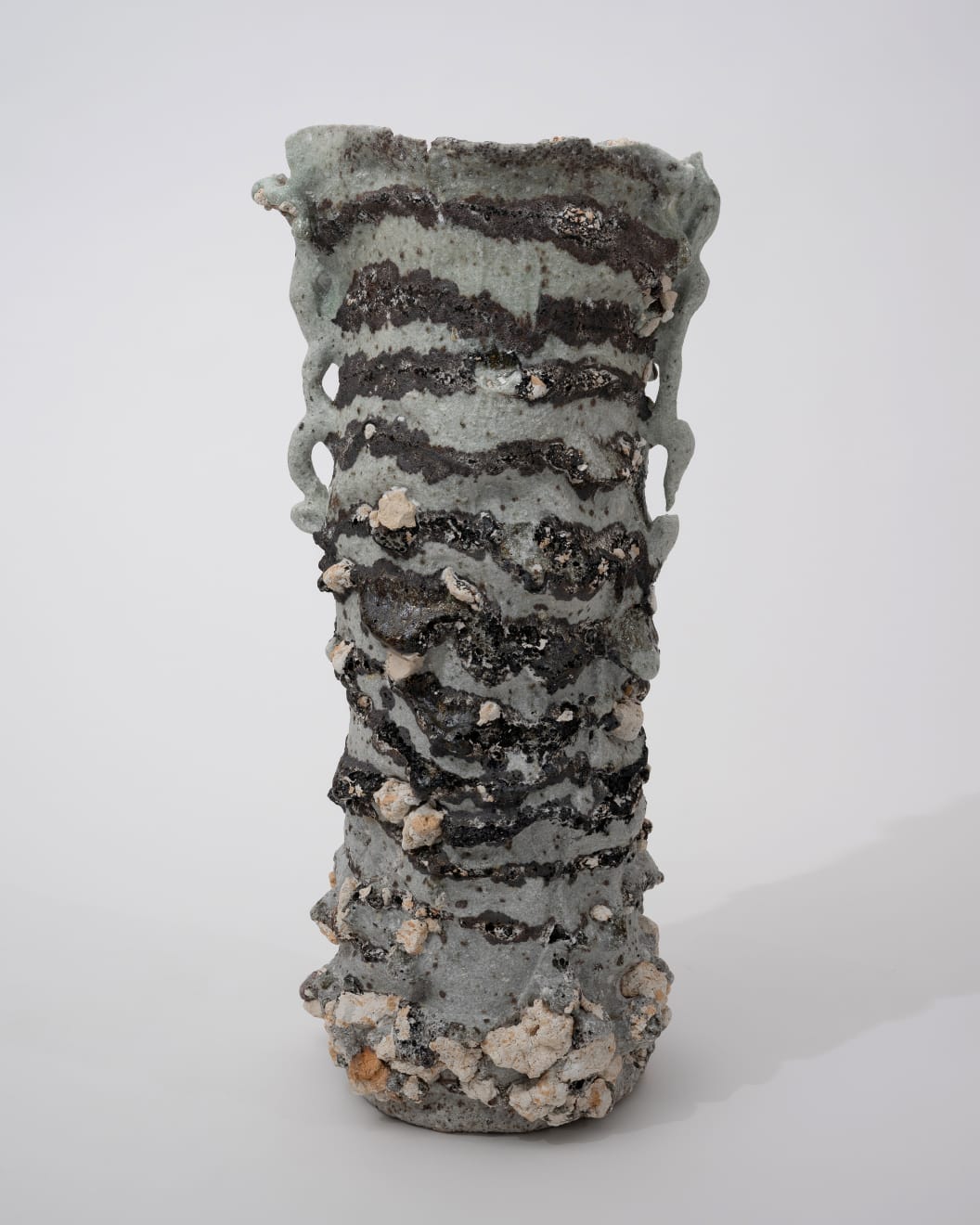 Masaomi Yasunaga, 熔ける器 / melting vessel, 2019