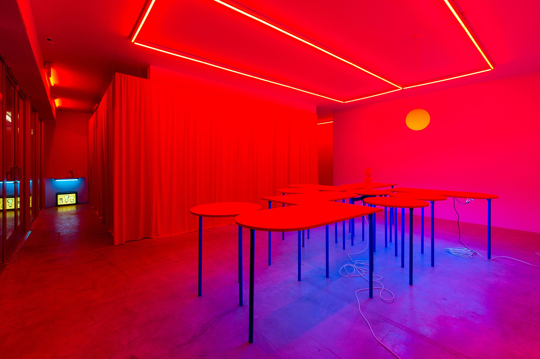 Takuro Tamayama, Installation (Eclipse Dance), 2019