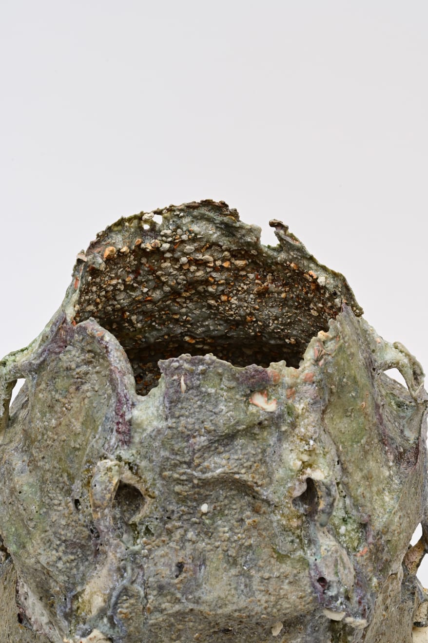 Masaomi Yasunaga, Melting vessel 熔ける器, 2025