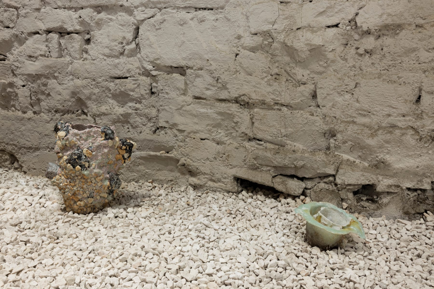 Masaomi Yasunaga, 砕 Crumbling, 2022