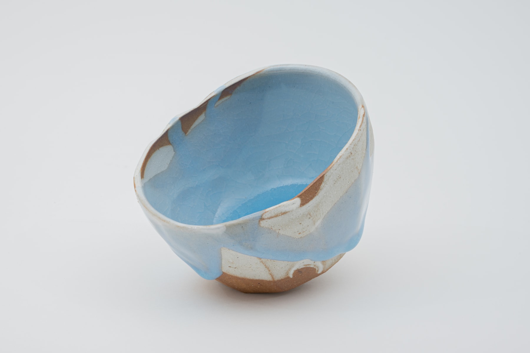 Hosai Matsubayashi XVI, Geppaku glaze Chawan / 月白釉流シ 茶碗, 2020
