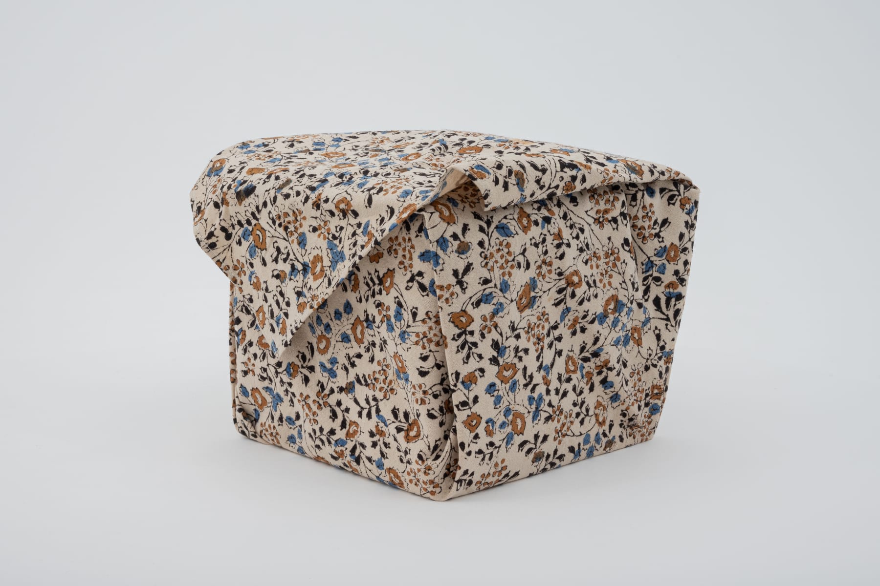 Hosai Matsubayashi XVI, Geppaku glaze with lacquer / 茶盌　陶漆合作　塗　西村圭功, 2020