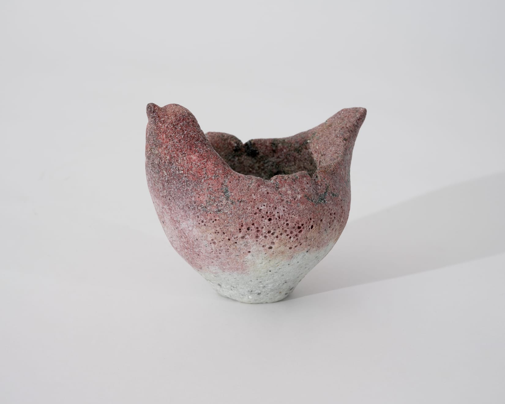 Masaomi Yasunaga, 空虚な生き物 / empty creature, 2019