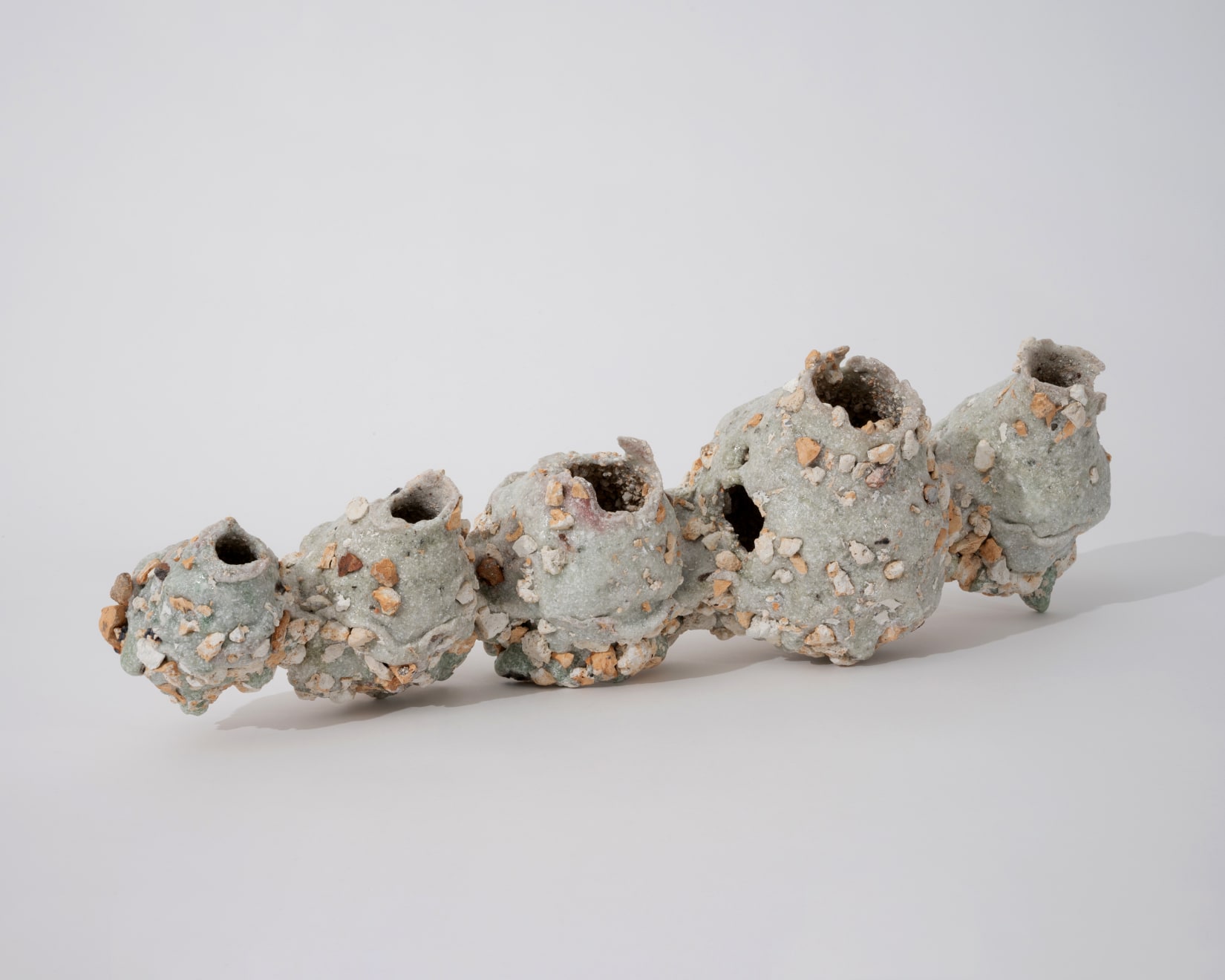 Masaomi Yasunaga, 熔け合う壷 / fused pots, 2019