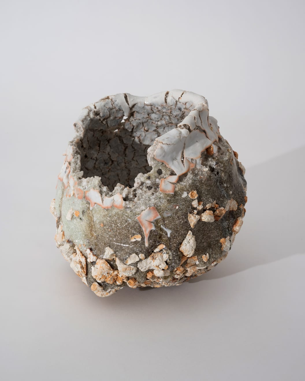 Masaomi Yasunaga, 熔ける器 / melting vessel, 2019
