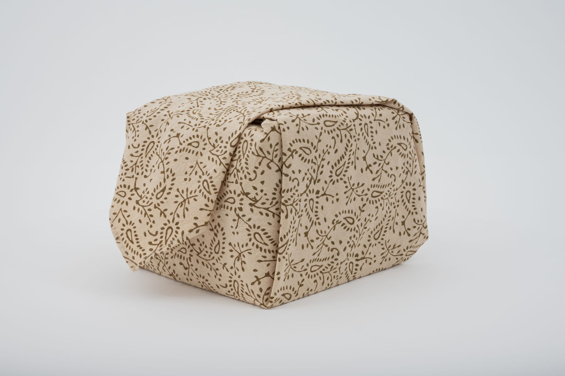 Hosai Matsubayashi XVI, Geppaku glaze Chawan / 月白釉流シ 茶碗, 2020