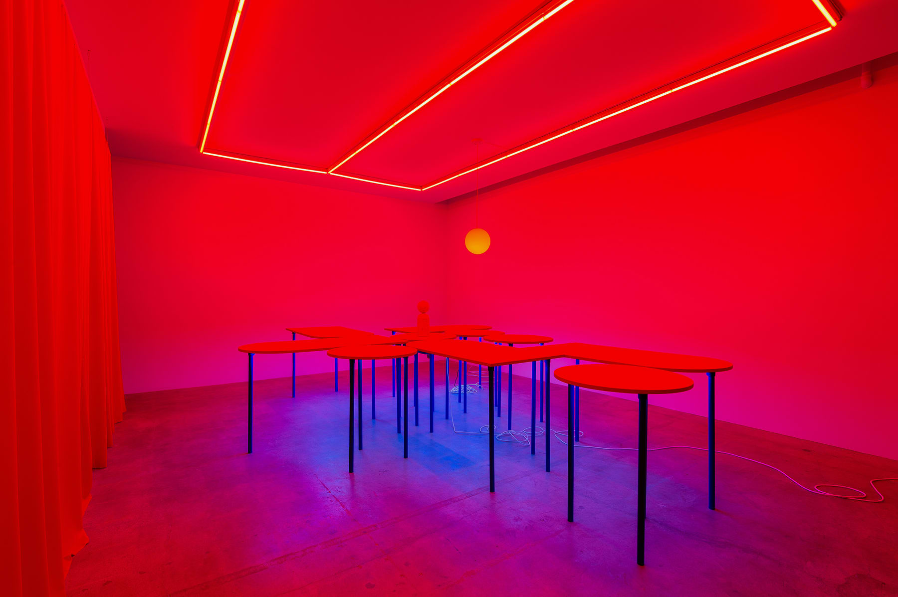 Takuro Tamayama, Installation (Eclipse Dance), 2019